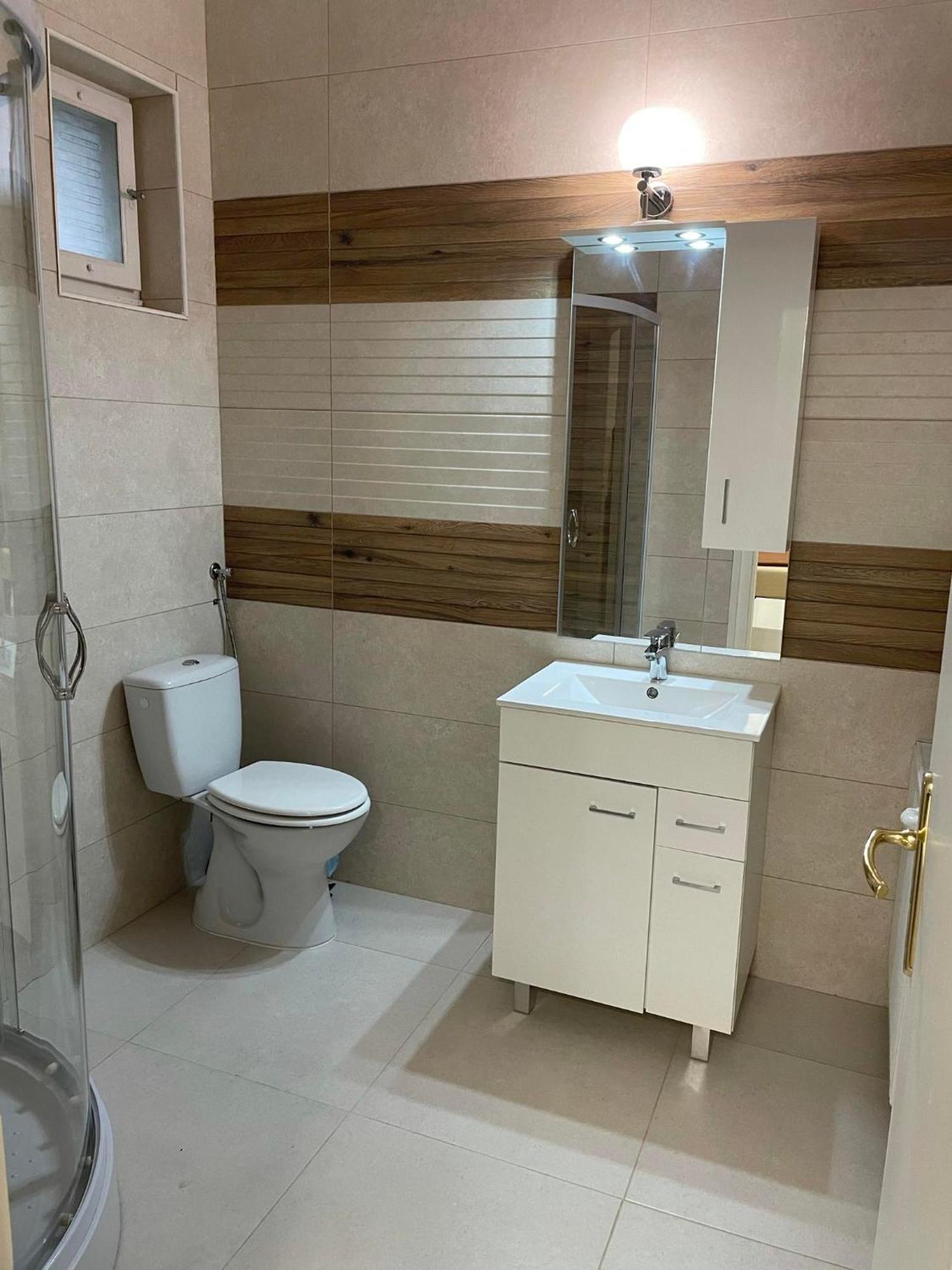 Adam Apartman Hajdúszoboszló Exterior foto