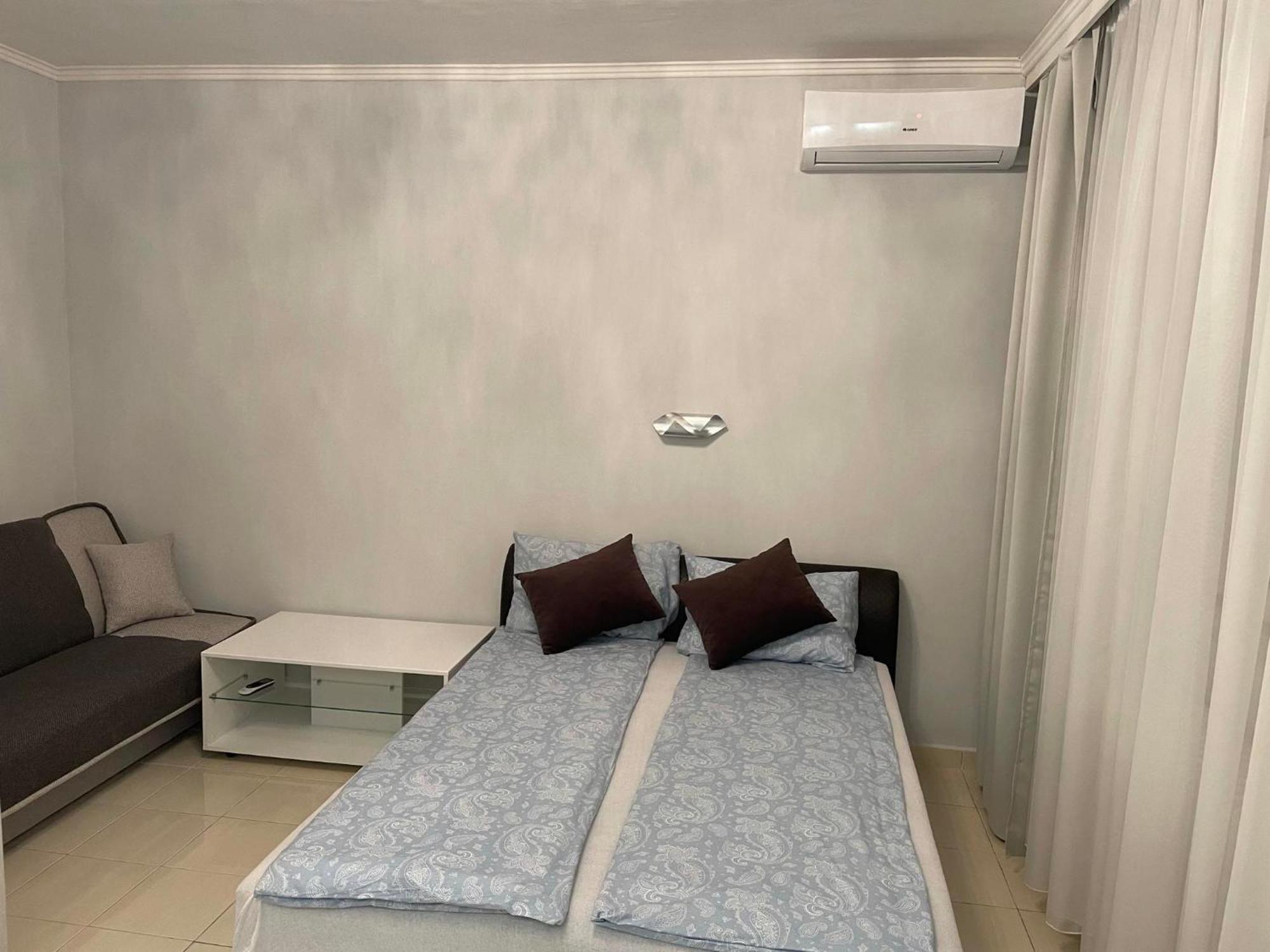 Adam Apartman Hajdúszoboszló Exterior foto